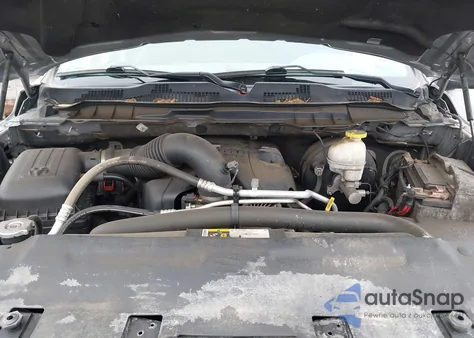 2019 Ram 1500 Classic Big Horn 4X4 6'4 Box z USA, uszkodzony, nr VIN 1C6RR7TT2KS654623